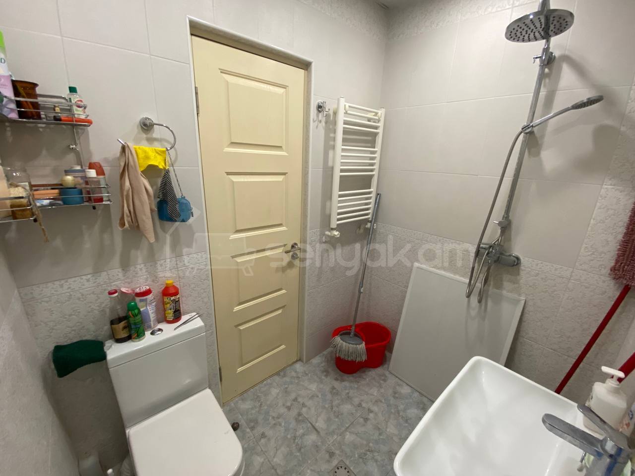 2 Սենյականոց Բնակարան, 40քմ, 3/9 հարկ, Կապիտալ Վերանորոգված, Կահավորված, Արևկող