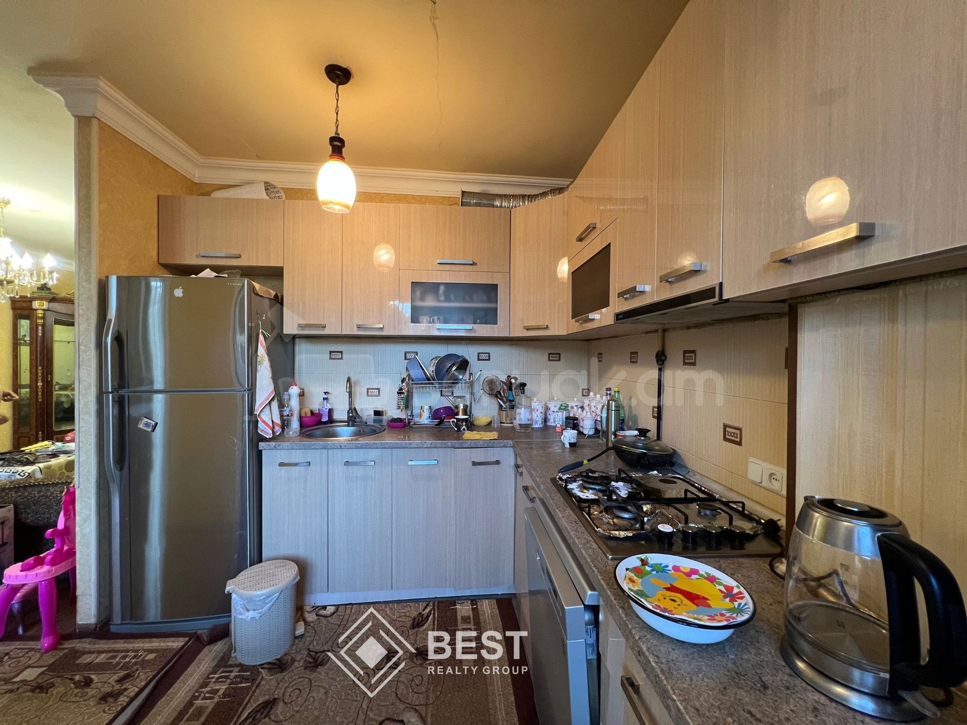 3 Սենյականոց Բնակարան Քարե Շենքում, 118քմ, 1/5 հարկ, Կապիտալ Վերանորոգված