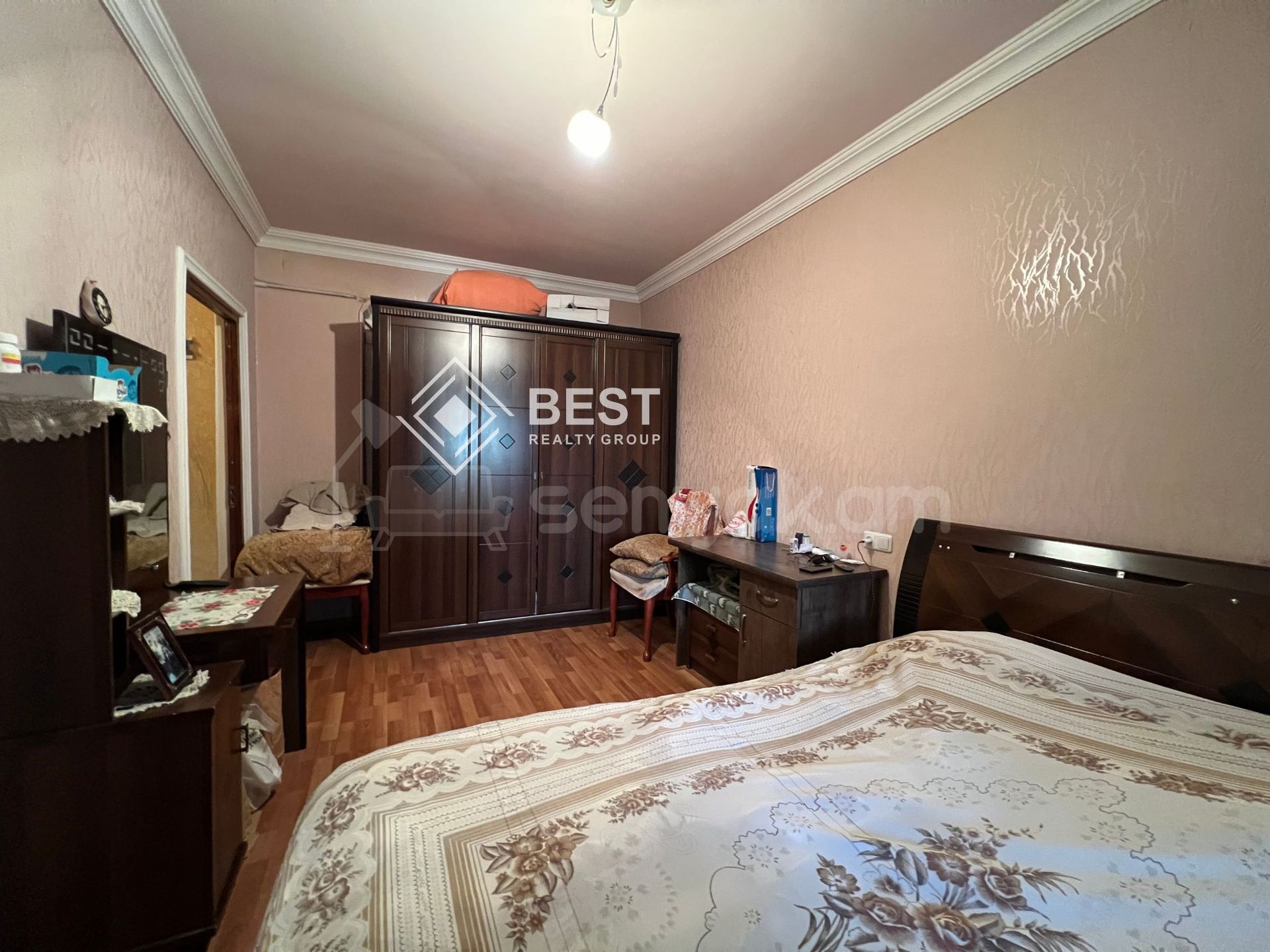 3 Սենյականոց Բնակարան Քարե Շենքում, 118քմ, 1/5 հարկ, Կապիտալ Վերանորոգված