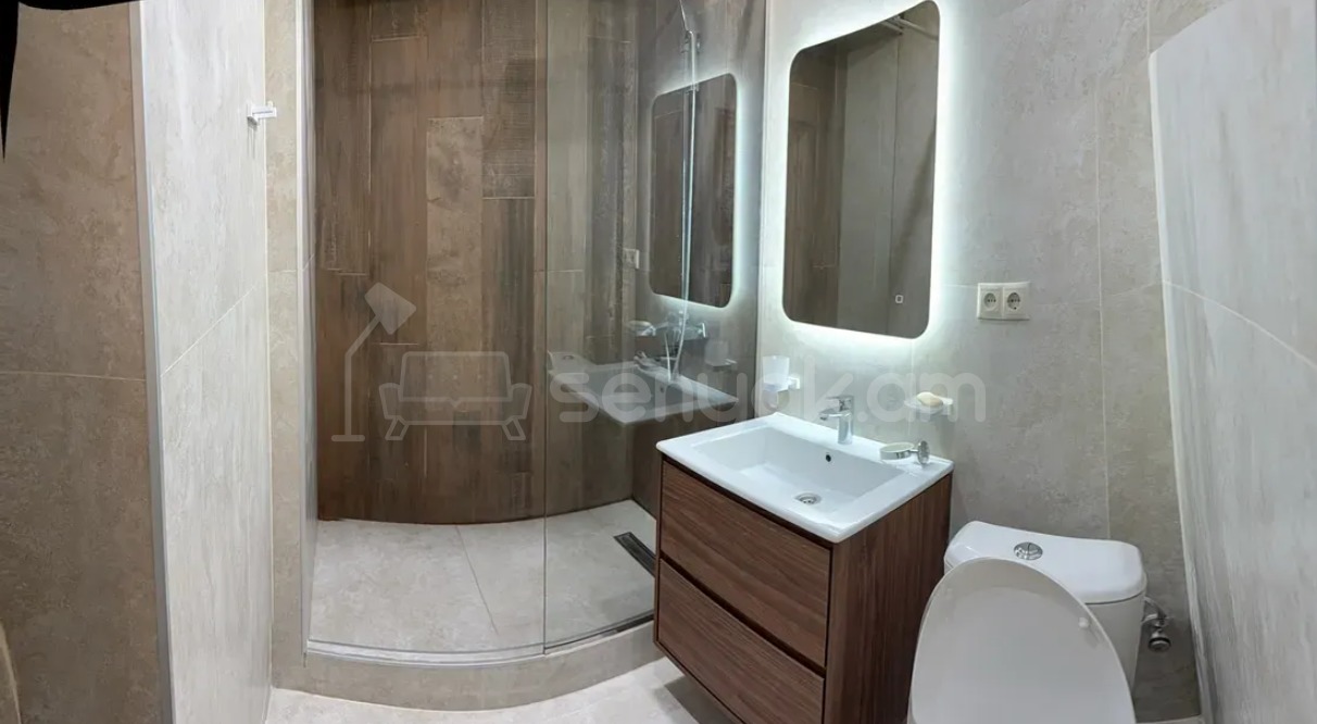 3 Սենյականոց Բնակարան Քարե Շենքում, 60քմ, 5/5 հարկ, Կապիտալ Վերանորոգված, Կահավորված, Արևկող