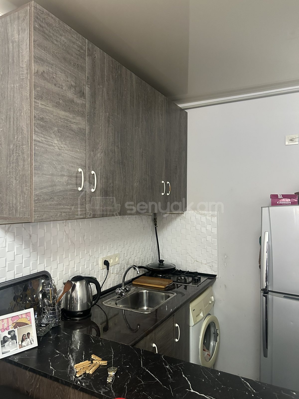 1 Սենյականոց Բնակարան Քարե Շենքում, 45քմ, 1/1 հարկ, Կապիտալ Վերանորոգված, Կահավորված