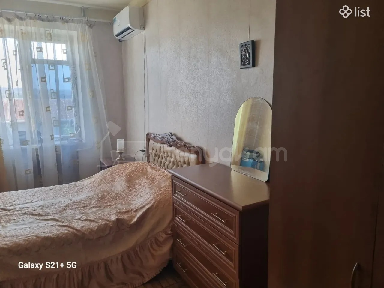 2 Սենյականոց Բնակարան Քարե Շենքում, 48քմ, 4/5 հարկ, Նորմալ Վիճակում, Կահավորված