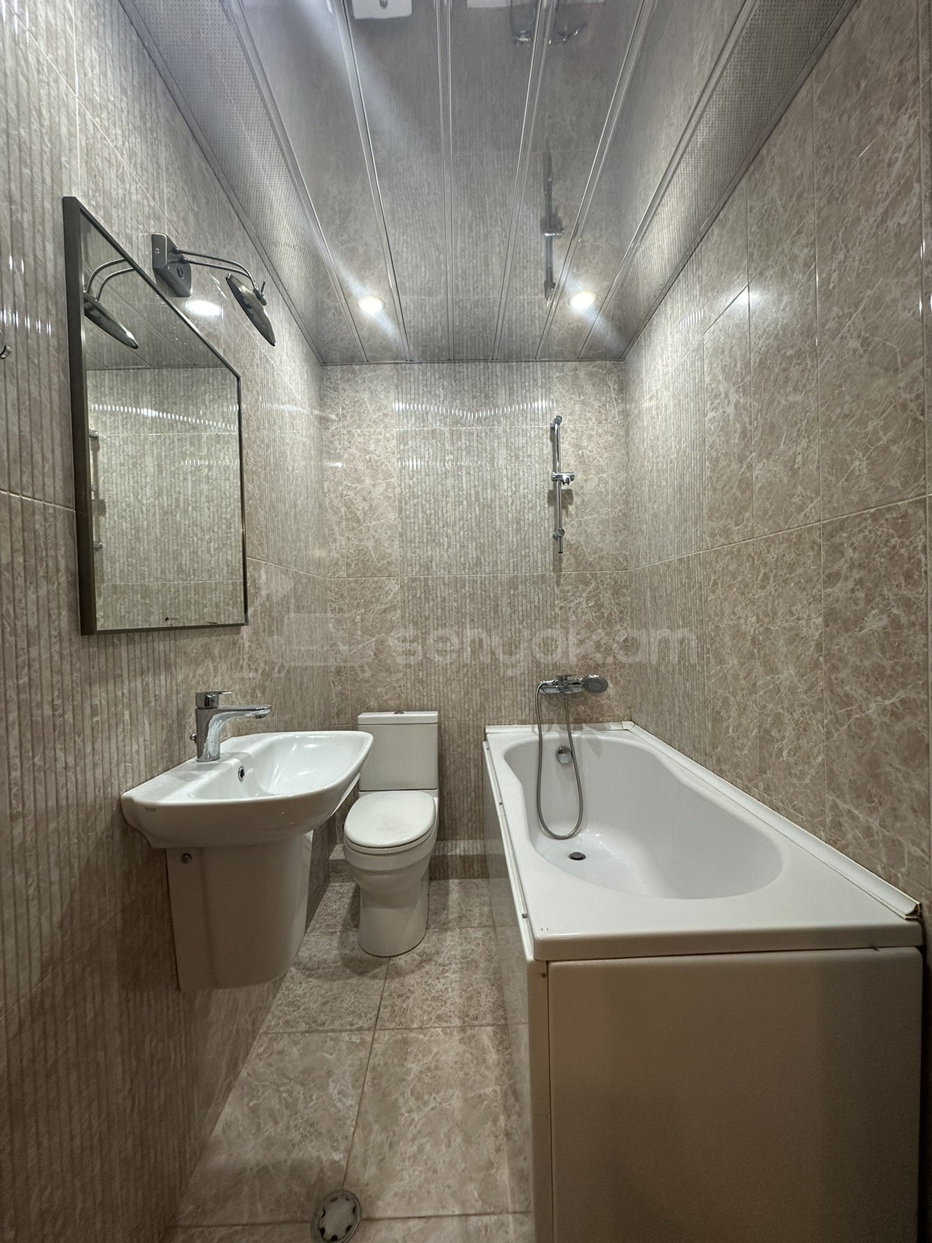 3 Սենյականոց Բնակարան Նորակառույցում, 71քմ, 9/11 հարկ, Կապիտալ Վերանորոգված