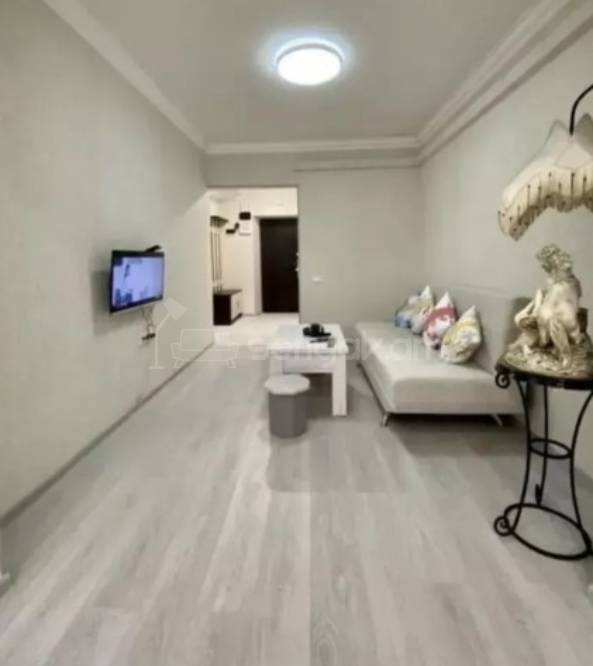 3 Սենյականոց Բնակարան Քարե Շենքում, 50քմ, 2/5 հարկ, Դիզայներական Վերանորոգված