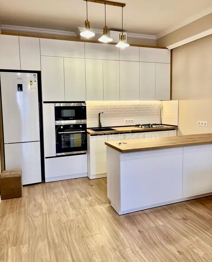 3 Սենյականոց Բնակարան Նորակառույցում, 74քմ, 7/18 հարկ, Կապիտալ Վերանորոգված