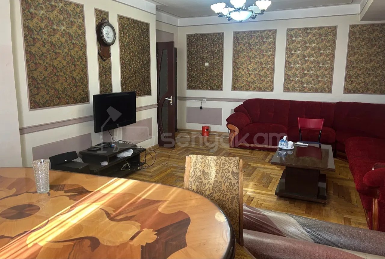 3 Սենյականոց Բնակարան Քարե Շենքում, 77քմ, 5/9 հարկ, Կապիտալ Վերանորոգված, Կահավորված, Արևկող