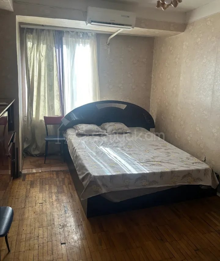 3 Սենյականոց Բնակարան Քարե Շենքում, 77քմ, 5/9 հարկ, Կապիտալ Վերանորոգված, Կահավորված, Արևկող