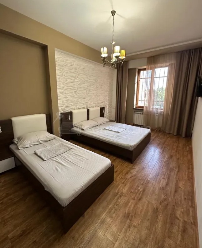 3 Սենյականոց Բնակարան, 112քմ, 4/13 հարկ, Կապիտալ Վերանորոգված, Կահավորված