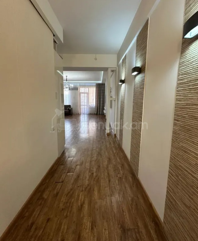 3 Սենյականոց Բնակարան, 112քմ, 4/13 հարկ, Կապիտալ Վերանորոգված, Կահավորված