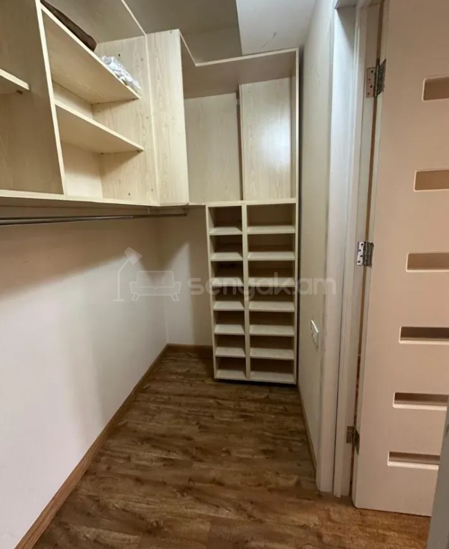 3 Սենյականոց Բնակարան, 112քմ, 4/13 հարկ, Կապիտալ Վերանորոգված, Կահավորված