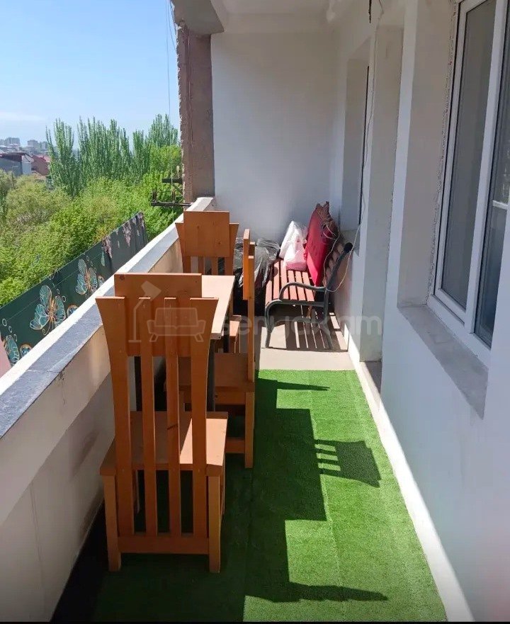 4 Սենյականոց Բնակարան, 100քմ, 7/9 հարկ, Նորմալ Վիճակում