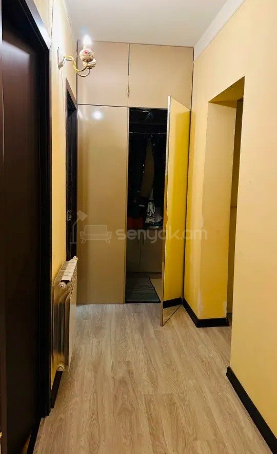 4 Սենյականոց Բնակարան, 100քմ, 7/9 հարկ, Նորմալ Վիճակում