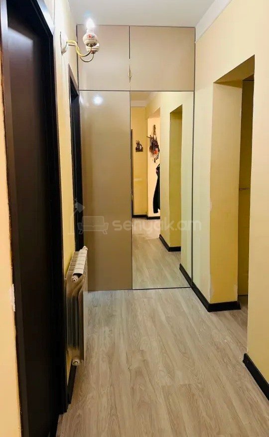 4 Սենյականոց Բնակարան, 100քմ, 7/9 հարկ, Նորմալ Վիճակում