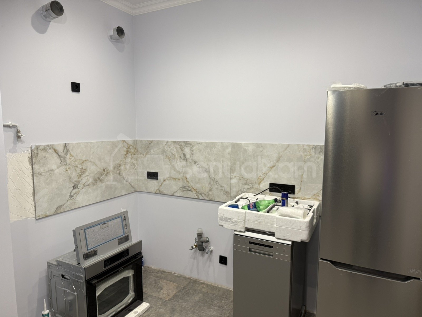 2 Սենյականոց Բնակարան, 71քմ, 14/17 հարկ, Դիզայներական Վերանորոգված, Կահավորված, Արևկող