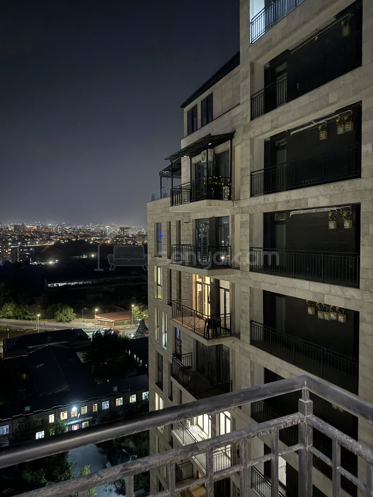 2 Սենյականոց Բնակարան, 71քմ, 14/17 հարկ, Դիզայներական Վերանորոգված, Կահավորված, Արևկող