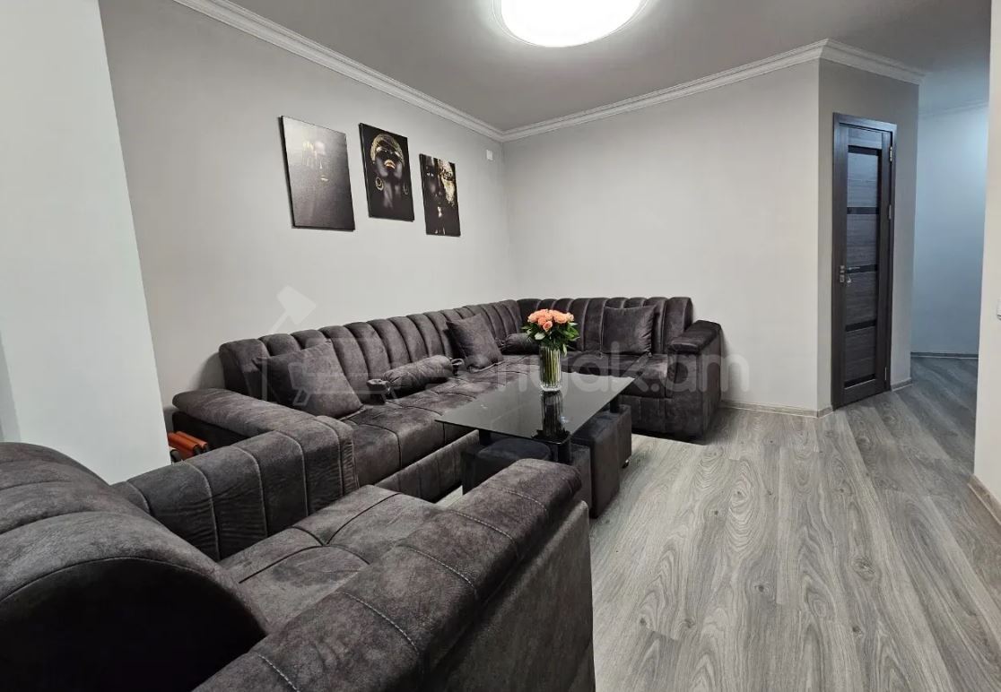 2 Սենյականոց Բնակարան, 37քմ, 2/4 հարկ, Դիզայներական Վերանորոգված