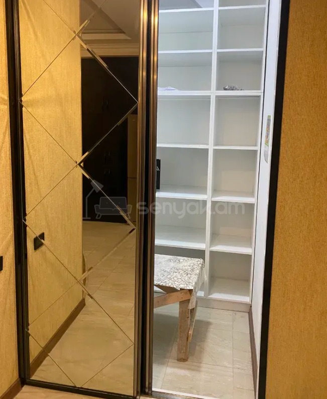 3 Սենյականոց Բնակարան, 125քմ, 5/9 հարկ, Կապիտալ Վերանորոգված, Կահավորված