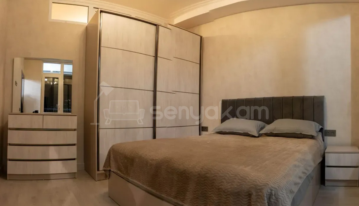 3 Սենյականոց Բնակարան, 71քմ, 9/16 հարկ, Դիզայներական Վերանորոգված, Կահավորված, Արևկող