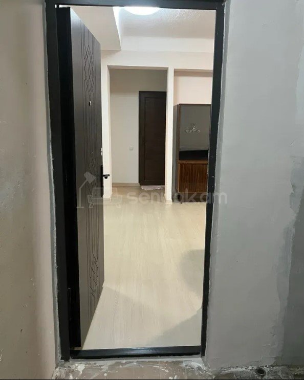 3 Սենյականոց Բնակարան, 96քմ, 2/9 հարկ, Կապիտալ Վերանորոգված