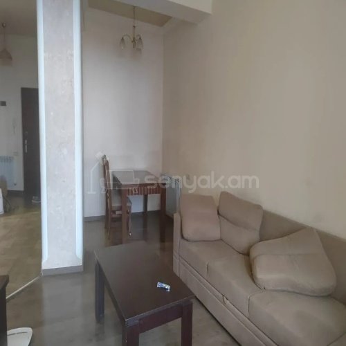 3 Սենյականոց Բնակարան Քարե Շենքում, 78քմ, 5/6 հարկ, Կապիտալ Վերանորոգված