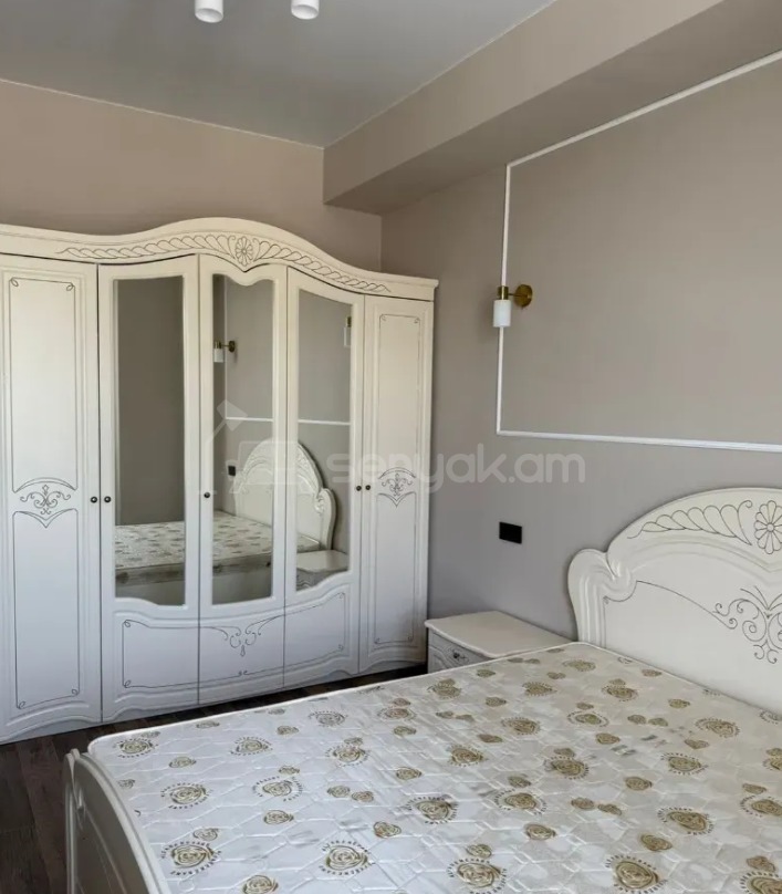 3 Սենյականոց Բնակարան, 98քմ, 2/17 հարկ, Դիզայներական Վերանորոգված, Կահավորված, Արևկող