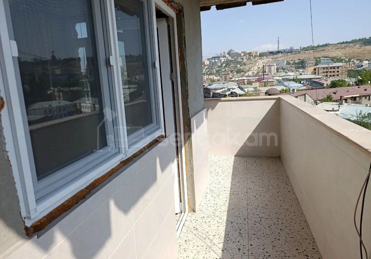 2 Սենյականոց Բնակարան, 63քմ, 10/12 հարկ, Կոսմետիկ Վերանորոգված