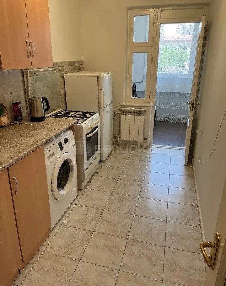 2 Սենյականոց Բնակարան, 65քմ, 2/9 հարկ, Նորմալ Վիճակում