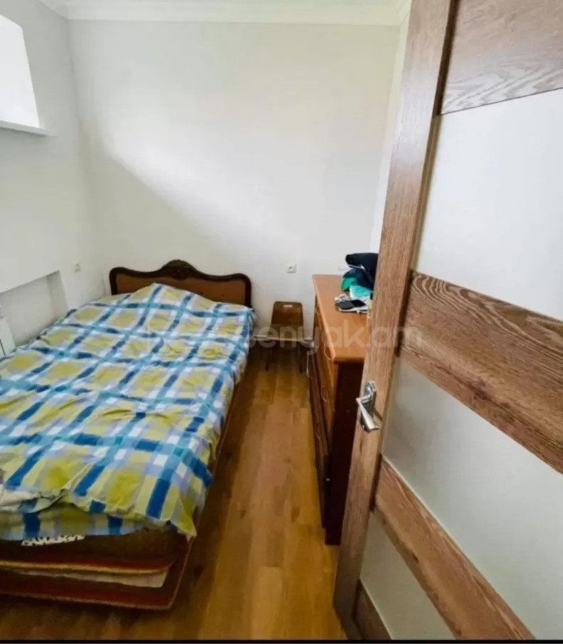 2 Սենյականոց Բնակարան Քարե Շենքում, 48քմ, 4/5 հարկ, Կապիտալ Վերանորոգված