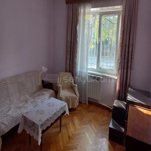 2 Սենյականոց Բնակարան Քարե Շենքում, 50քմ, 1/4 հարկ, Կոսմետիկ Վերանորոգված, Կահավորված, Արևկող