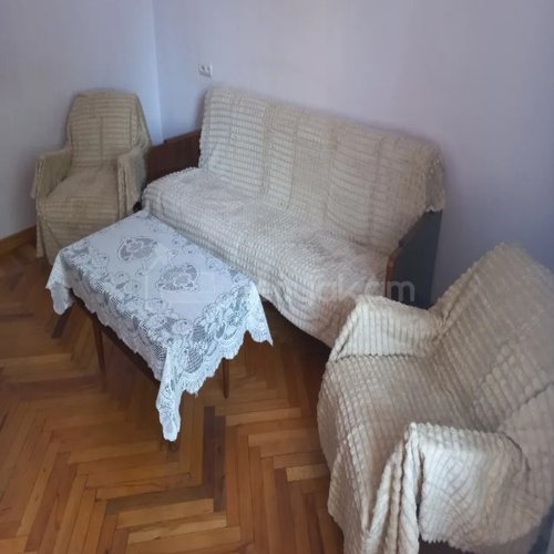 2 Սենյականոց Բնակարան Քարե Շենքում, 50քմ, 1/4 հարկ, Կոսմետիկ Վերանորոգված, Կահավորված, Արևկող