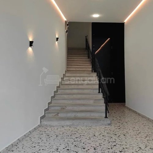 2 Սենյականոց Բնակարան Նորակառույց Քարե Շենքում, 50քմ, 4/5 հարկ, Կապիտալ Վերանորոգված