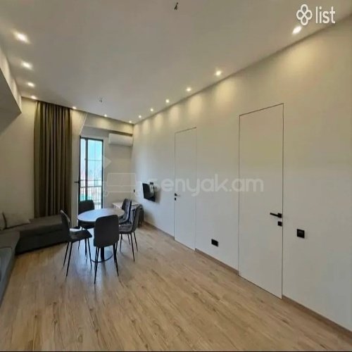 2 Սենյականոց Բնակարան Նորակառույց Քարե Շենքում, 50քմ, 4/5 հարկ, Կապիտալ Վերանորոգված