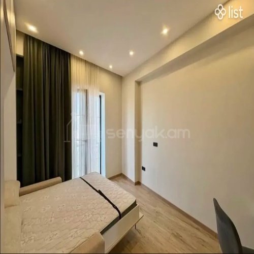 2 Սենյականոց Բնակարան Նորակառույց Քարե Շենքում, 50քմ, 4/5 հարկ, Կապիտալ Վերանորոգված