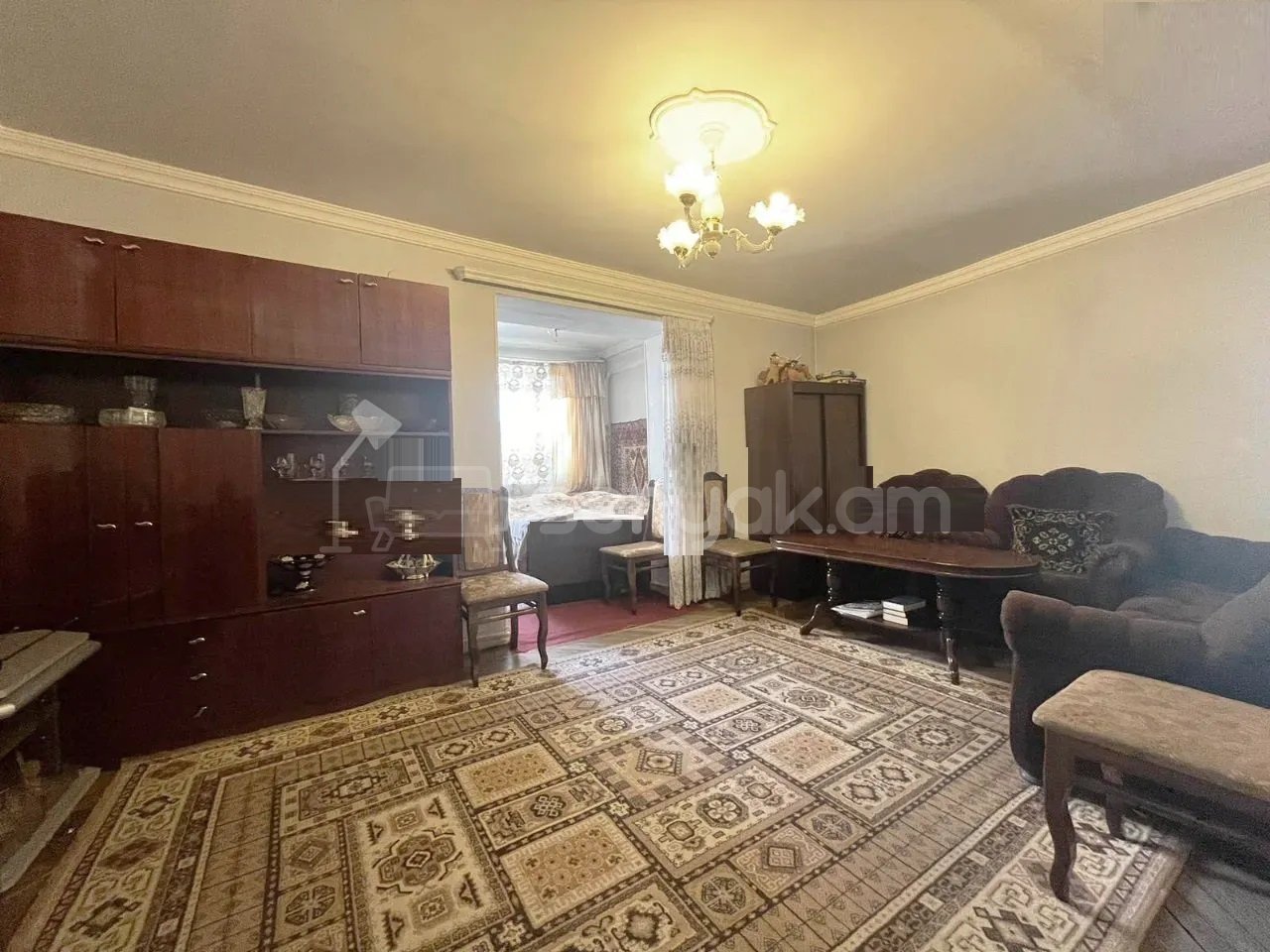 1 Սենյականոց Բնակարան Քարե Շենքում, 41քմ, 3/5 հարկ, Նորմալ Վիճակում