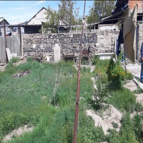 Բնակելի Նշանակության Հողատարածք, 330քմ, Խմելու Ջրով, Էլեկտրականությամբ