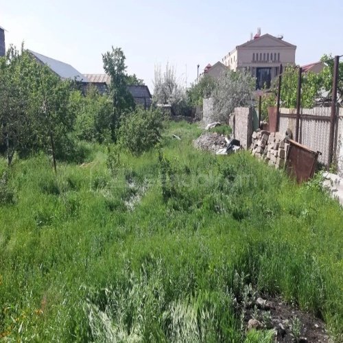 Բնակելի Նշանակության Հողատարածք, 330քմ, Խմելու Ջրով, Էլեկտրականությամբ