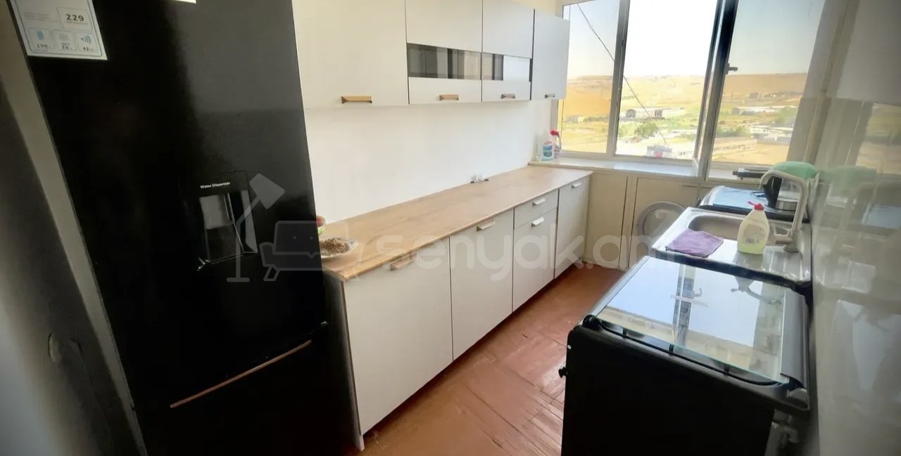 1 Սենյականոց Բնակարան, 45քմ, 5/9 հարկ, Նորմալ Վիճակում, Կահավորված