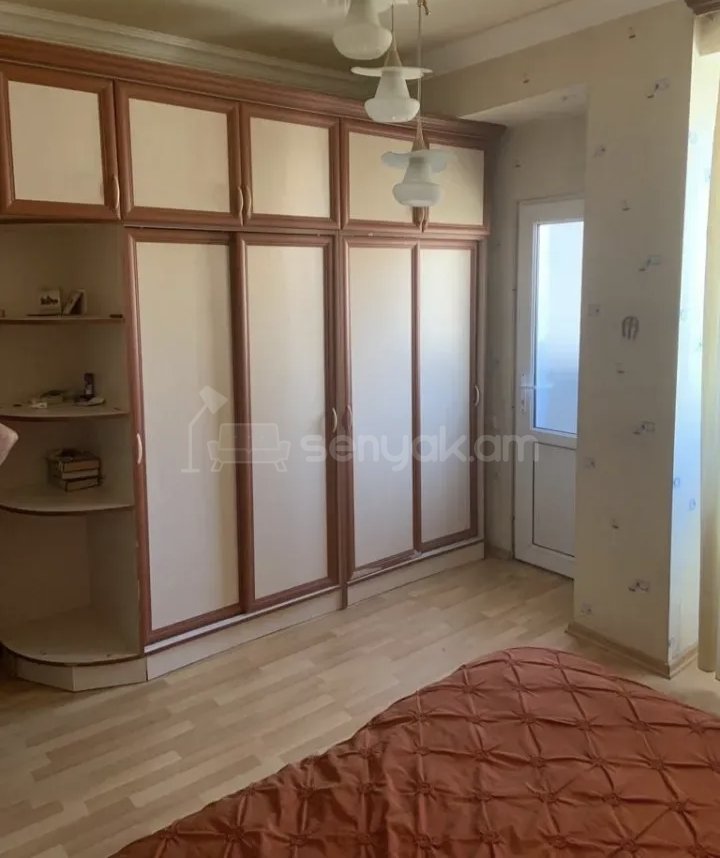 3 Սենյականոց Բնակարան, 77քմ, 5/9 հարկ, Կապիտալ Վերանորոգված, Կահավորված, Արևկող
