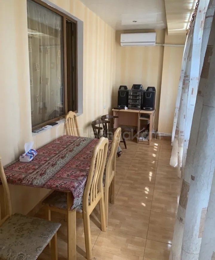 3 Սենյականոց Բնակարան, 77քմ, 5/9 հարկ, Կապիտալ Վերանորոգված, Կահավորված, Արևկող