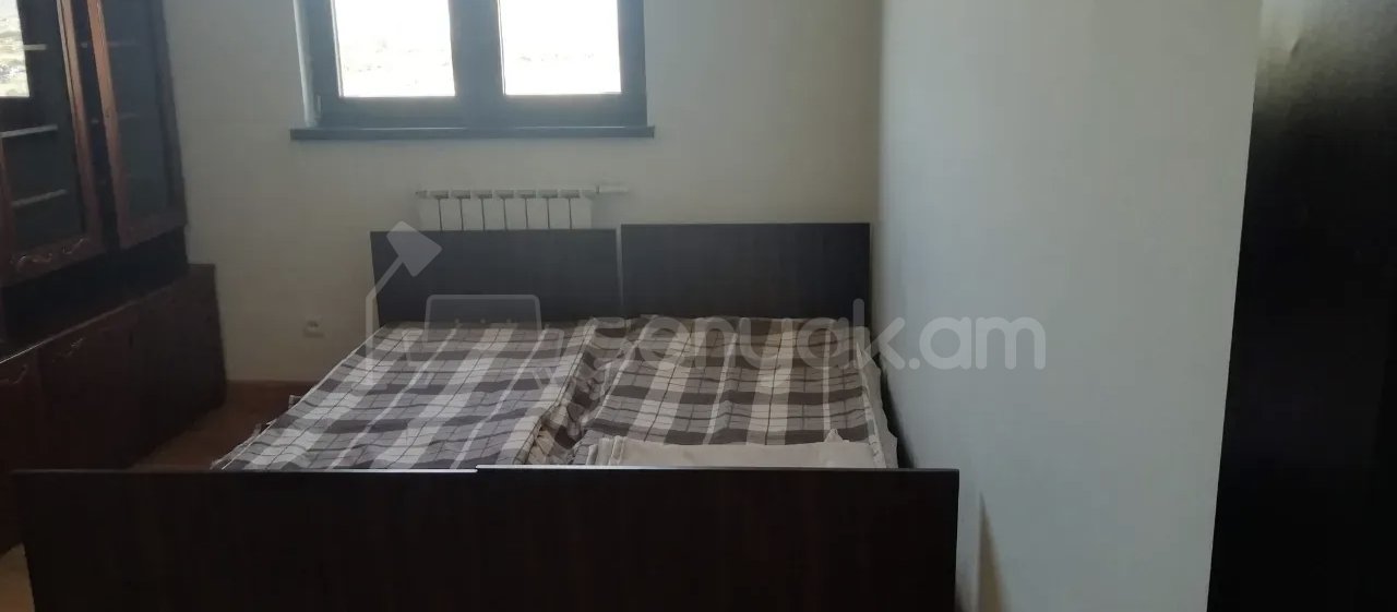 3 Սենյականոց Բնակարան, 78քմ, 4/6 հարկ, Նորմալ Վիճակում, Կահավորված, Արևկող