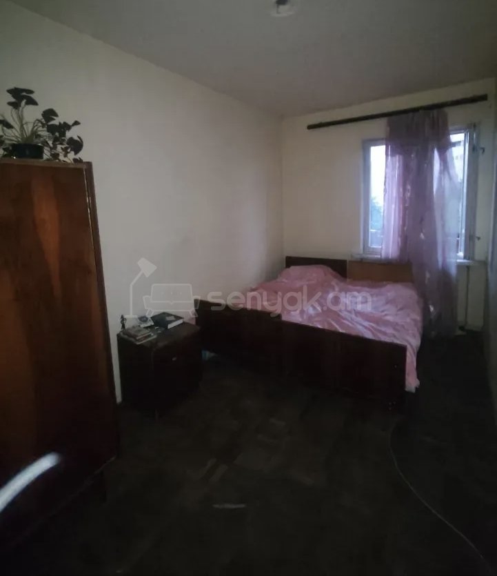 3 Սենյականոց Բնակարան, 77քմ, 5/9 հարկ, Նորմալ Վիճակում, Կահավորված