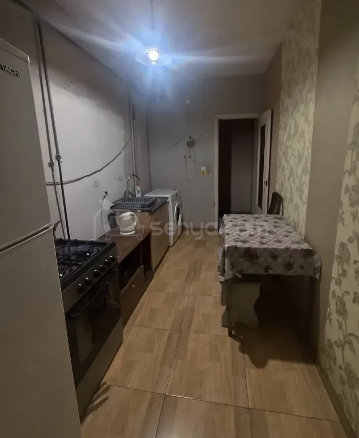 3 Սենյականոց Բնակարան, 77քմ, 5/9 հարկ, Նորմալ Վիճակում, Կահավորված