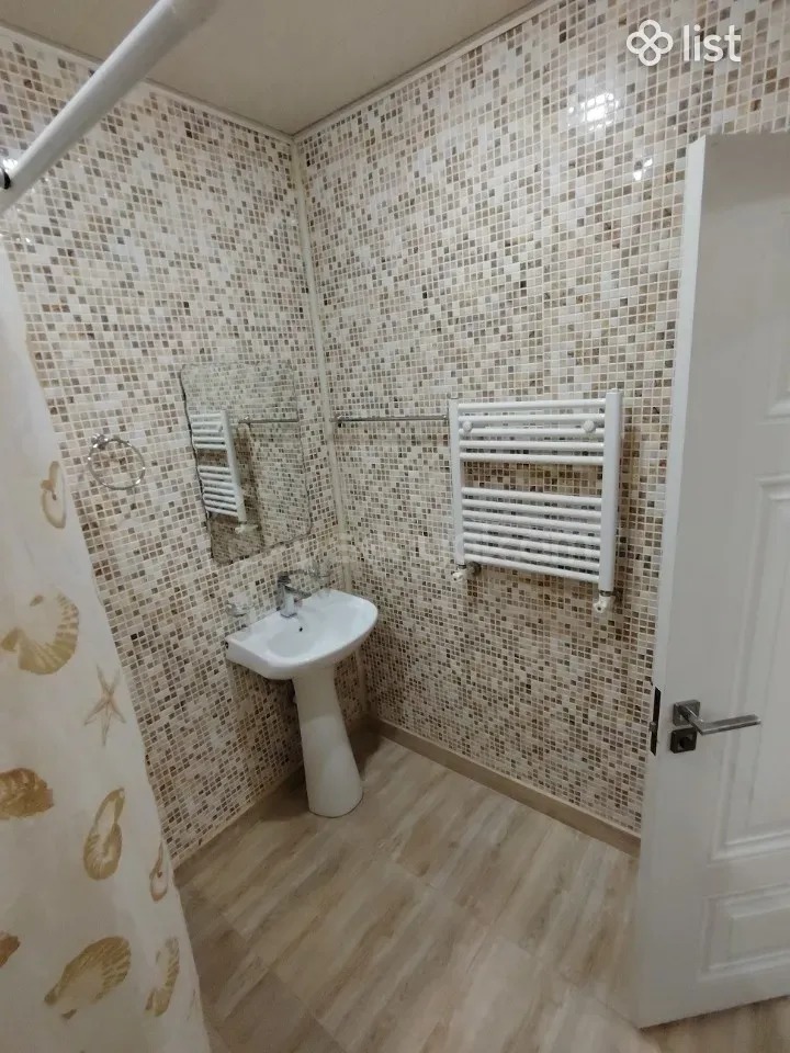 2 Սենյականոց Բնակարան Քարե Շենքում, 45քմ, 1/2 հարկ, Նորմալ Վիճակում, Կահավորված