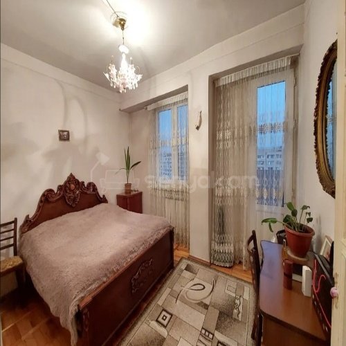 3 Սենյականոց Բնակարան, 80քմ, 8/9 հարկ, Կոսմետիկ Վերանորոգված