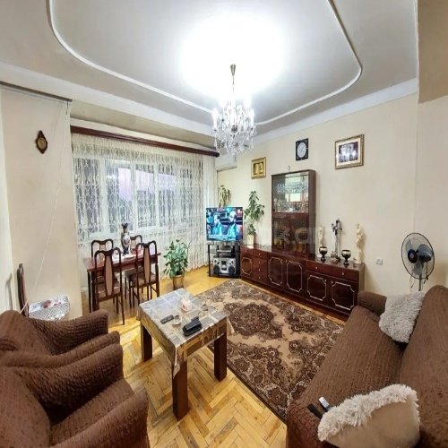 3 Սենյականոց Բնակարան, 80քմ, 8/9 հարկ, Կոսմետիկ Վերանորոգված