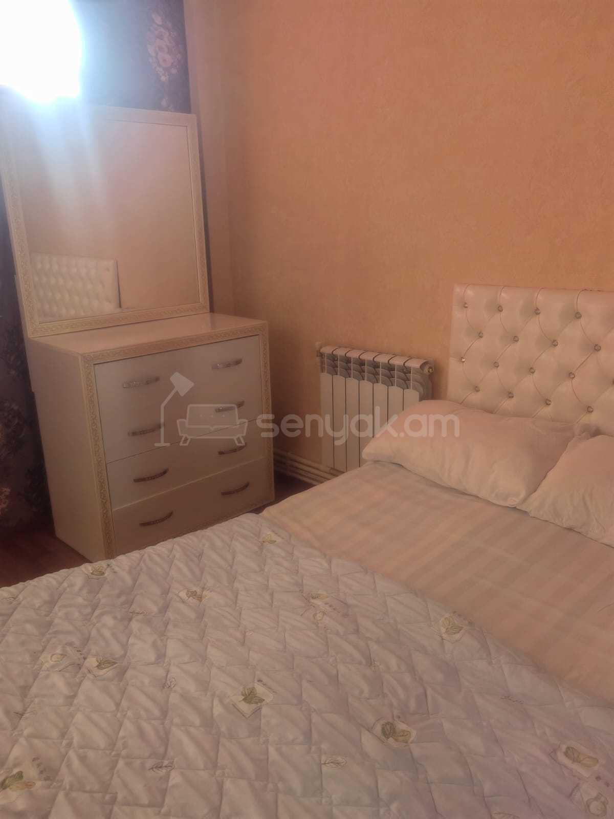 2 Սենյականոց Բնակարան, 72քմ, 9/13 հարկ, Կոսմետիկ Վերանորոգված, Կահավորված, Արևկող