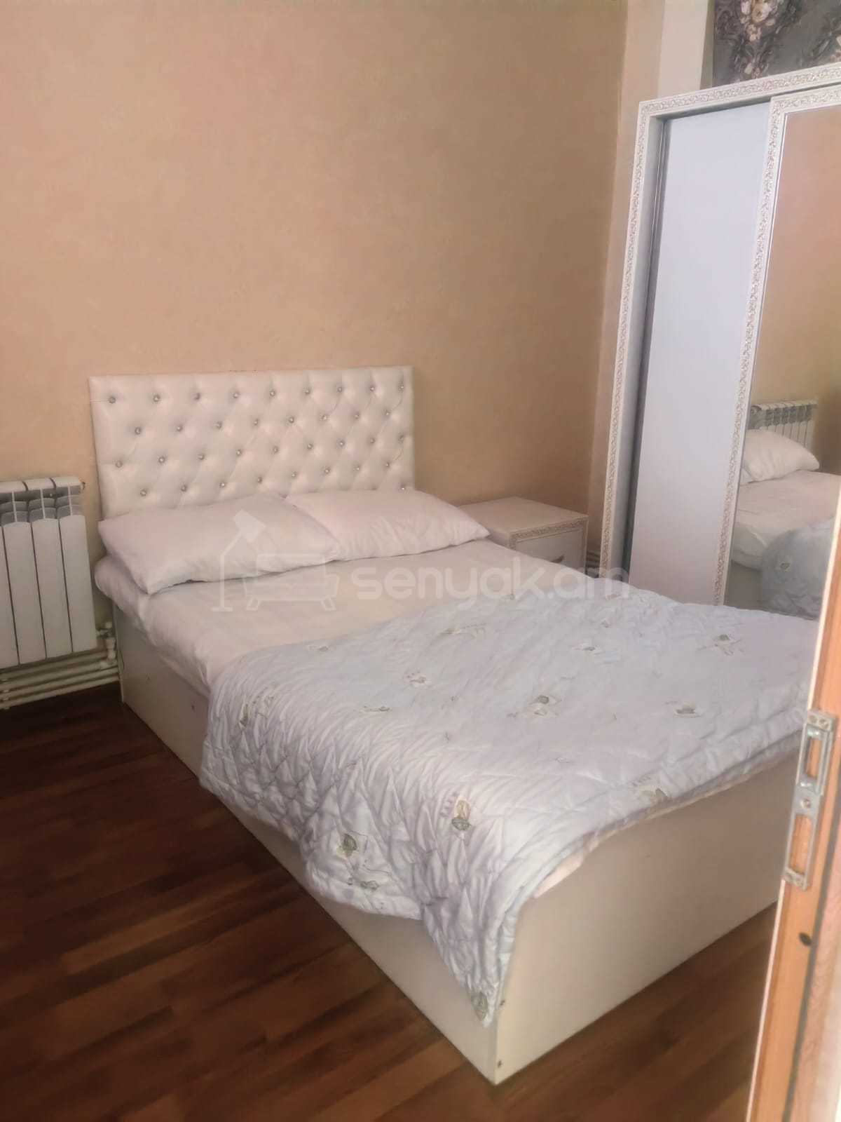 2 Սենյականոց Բնակարան, 72քմ, 9/13 հարկ, Կոսմետիկ Վերանորոգված, Կահավորված, Արևկող