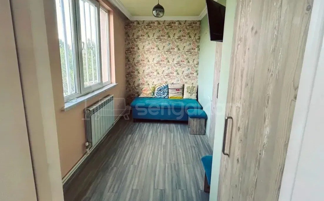 4 Սենյականոց Բնակարան Քարե Շենքում, 74քմ, 5/5 հարկ, Կապիտալ Վերանորոգված