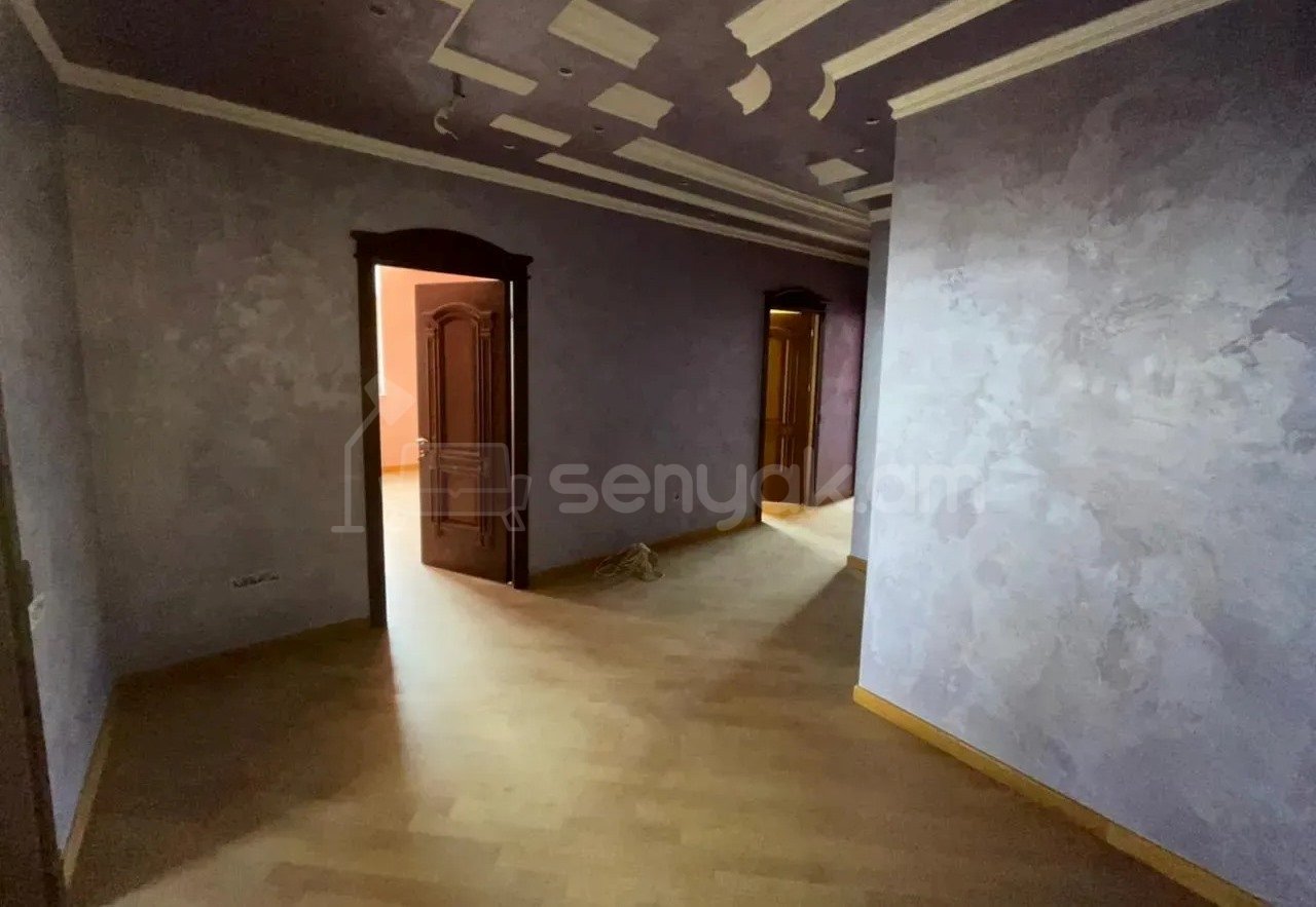 4 Սենյականոց Բնակարան Նորակառույցում, 134քմ, 12/17 հարկ, Կապիտալ Վերանորոգված