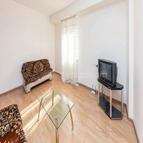 1 Սենյականոց Բնակարան, 46քմ, 3/9 հարկ, Կապիտալ Վերանորոգված